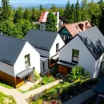 Wonder - Gorskie Wolnostojace Z Prywatnymi Tarasami - Zielona Okolica